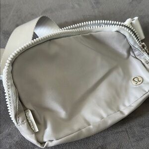 Lululemon Everywhere Belt Bag 1L